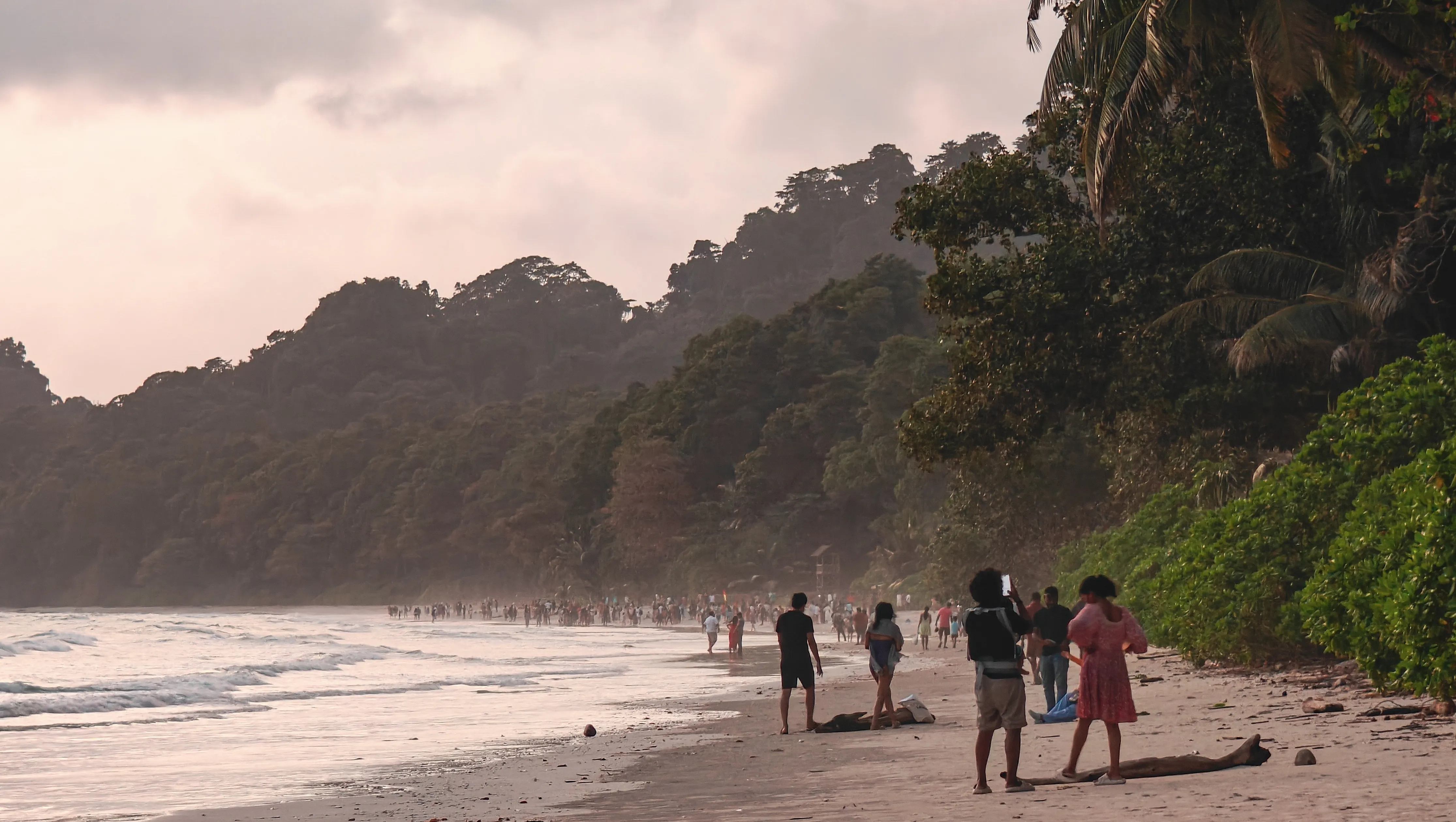 Kalapathar Beach Image