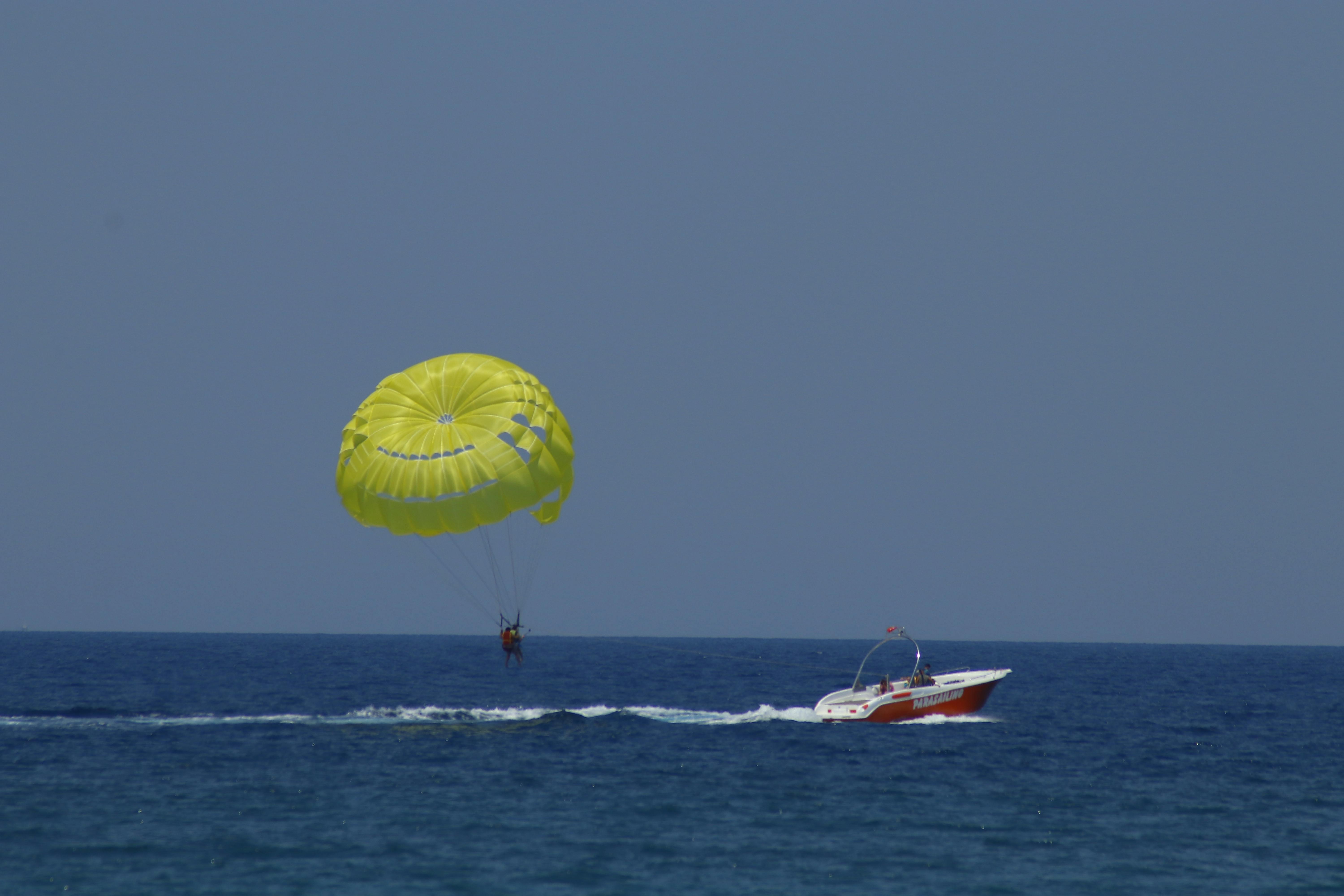 Parasailing at Havelock Island